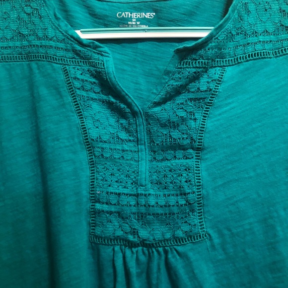 Catherine’s Touch of Lace Tee - Picture 3 of 5